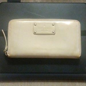 Kate Spade Zip Around Continental Wallet